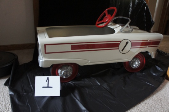 Barbie Collection, Pedal Car, Comics & More