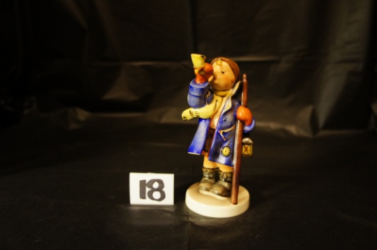 W. GERMANY - Hummel  15/0  RARE porcelain  "Hear Ye Hear Ye"  5" tall [no box]