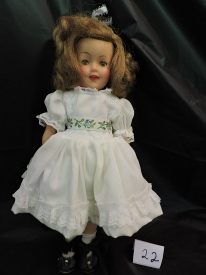 Ideal Doll, ST-12 stamped on back of head, White dress, Rubber & Plastic, Eyes open & close, 1 eye s