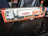 Remote Control 18-Wheel Hauler, Ingles, 1995, Scientific Toys LTD, In Box, Semi 17 1/2