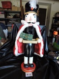 Nut Cracker, Wood, 16