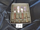 Set of 4 spreaders, Jane Seymour, St. Catherine's Court, 5