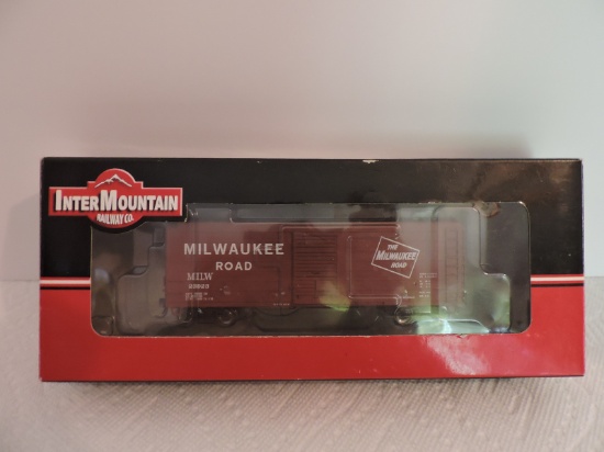 Milwaukee Road Box Car, #23923, HO Scale, InterMountain Railway Co., Plastic,  In box