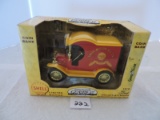 Shell 1912 Ford Delivery Car, 1:24 Scale, Heavy Die Cast Metal, Limited Edition