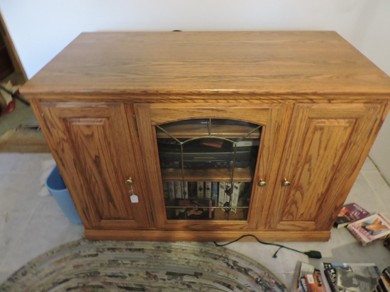Oak Entertainment Center, Wood & Glass, 43 1/2" x 31" x 20 1/2", LOCAL PICK UP ONLY