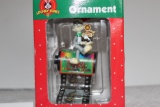 Looney Tunes Ornament, Noel Color Film, Matrix Industries Ltd, Warner Bros., 1998, 4 1/2