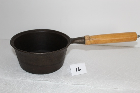 Cast Iron Cooking Pot w/Wooden Handle, 14" L, 6" Round