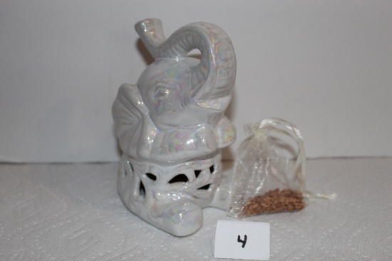 White Glazed Ceramic Elephant & Scented Potpourri, 6"