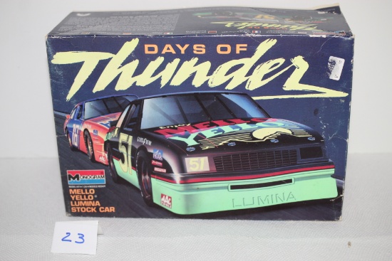 Days Of Thunder, #51, Mellow Yellow Lumina Stock Car Plastic Model Kit, 1:24 Scale