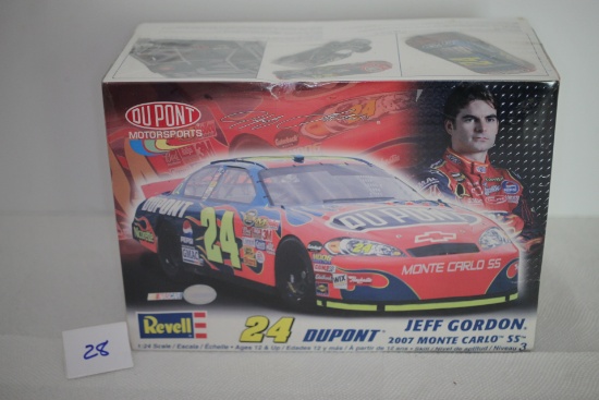 Jeff Gordon, #24, DuPont 2007 Monte Carlo SS Plastic Model Kit, Revell, 2007, NASCAR, 1:24 Scale