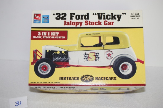 32 Ford Jalopy Stockcar Plastic Model Kit, Vicky, 1:25 Scale, AMT/Ertl, RC2 Brands, 2006