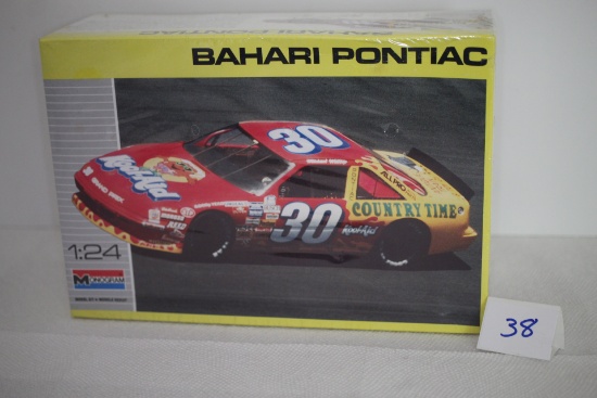 Bahari Pontiac Plastic Model Kit, Monogram, 1990, 1:24 Scale, #2932, Sealed, NIB