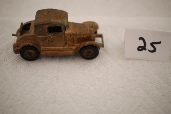 Vintage 1929 Ford Model A, Tootsie Toy Classic Series, Chicago, #24, 3"