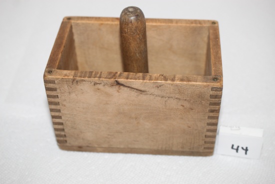 Vintage Wood Butter Mold, Dovetail Corners, Box 5 1/2" x 3 1/4" x 3 1/2"