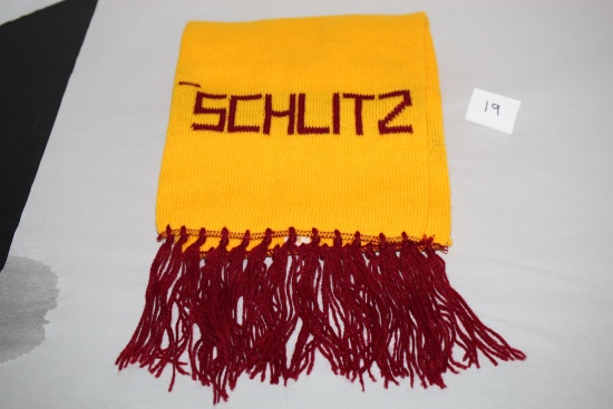 Schlitz Knitted Scarf