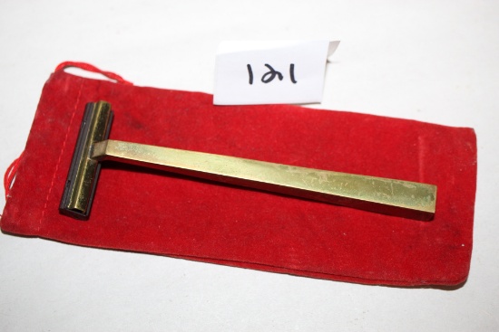 Vintage Brass Razor, Head Not Brass, 4 3/4"