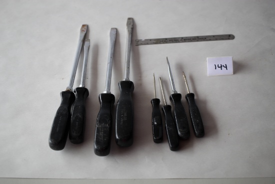 Assorted Snap On Screw Drivers & Ruler Gauge