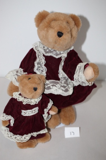 2 Anco Plush Bears, 7 1/2" & 13", 13" Bear-One leg does not stay on, Smoke Free