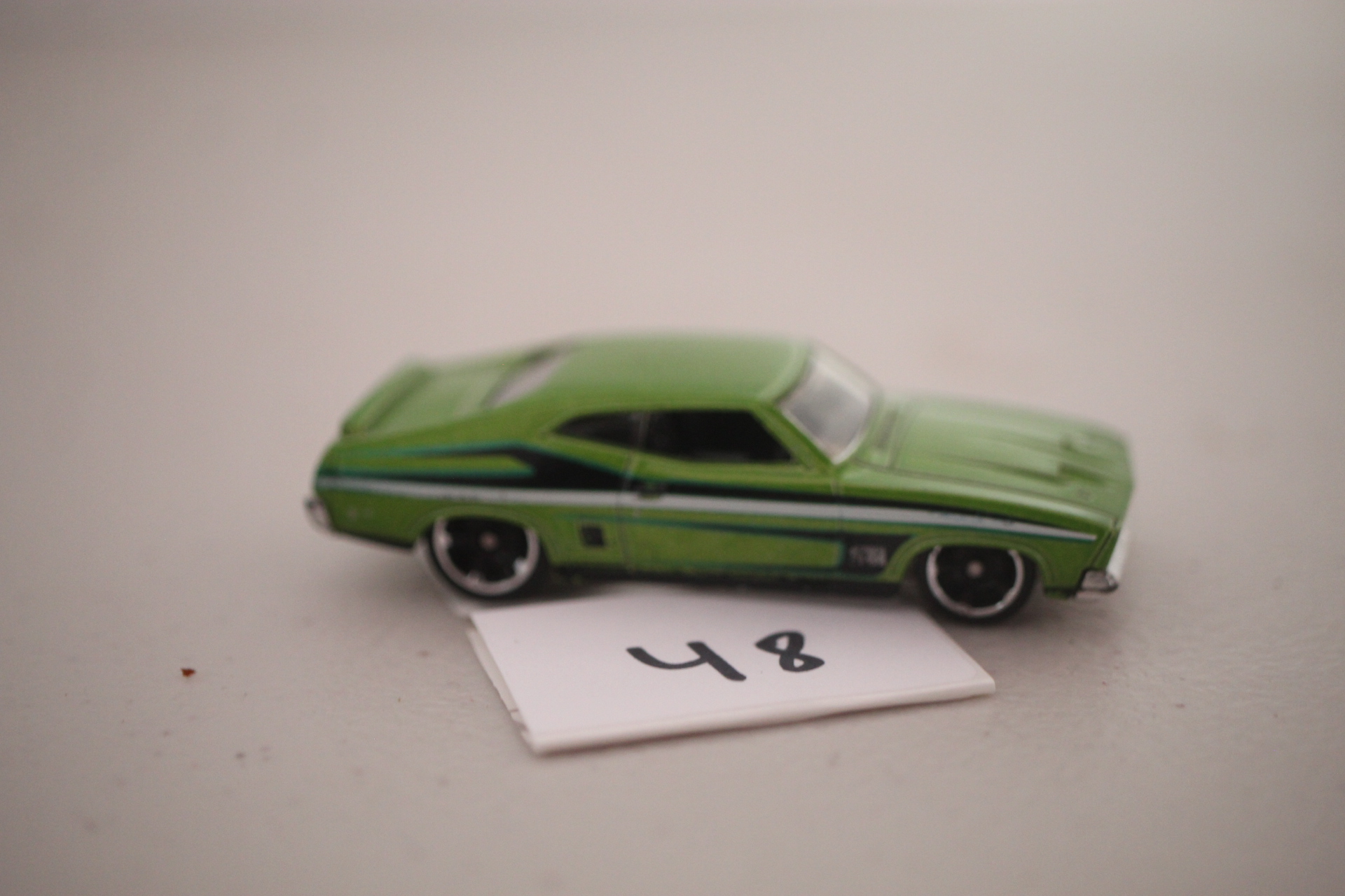 Hot wheels r6452 sales