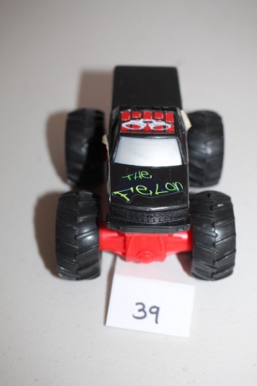 Hot Wheels Monster Jam Truck, The Felon, Friction Push & Go, 2001 Mattel, 3"H x 4 1/2"L