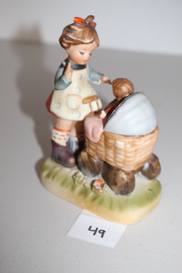 Erich Stauffer Woman & Baby Figurine, #U8588, Porcelain, 5 1/2"