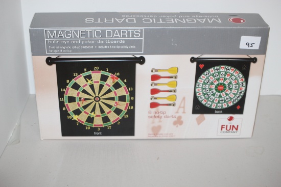 Magnetic Darts, Bulls-Eye & Poker Dart Boards, Fun Company, NIB