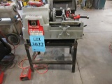 RIDGID 535 PIPE THREADING MACHINE WITH METAL TABLE, AND (QTY.2) NO. 811A 1/8'' - 2'' DIE HEAD