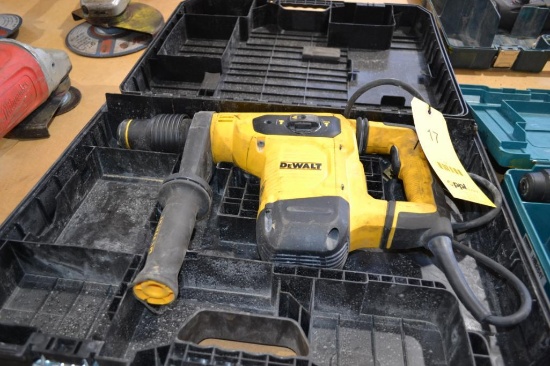 DEWALT D25481 ROTARY HAMMER (BUILDING #1)