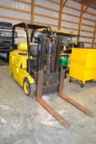 YALE 10;000 LB. LP FORKLIFT; S/N P334995; SOLID TIRES; OVERHEAD GUARD; 124 IN. LIFT OF 2-STAGE