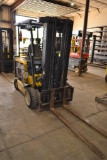 YALE 4500 LB. ELECTRIC FORKLIFT MODEL ERC050GHN48TQ084; S/N A908N06575E; SOLID TIRES; OVERHEAD