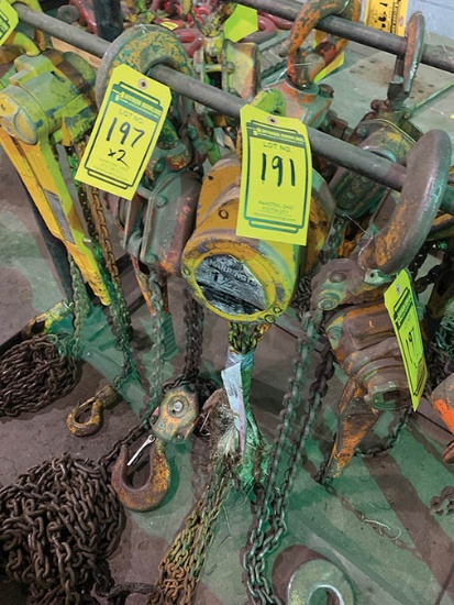1 1/2-TON HARRINGTON MANUAL CHAIN HOIST