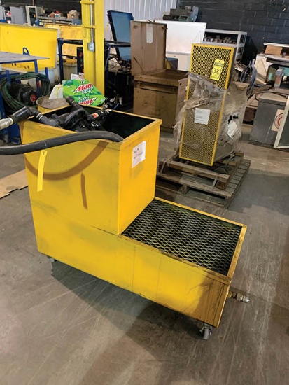 HYDRAULIC FILTER TUB ON WHEELS