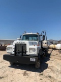 MACK TRACTOR WITH BOOM WINCH BED, TANDEM AXLE , MANUAL TRANSMISSION, VIN R686ST64029