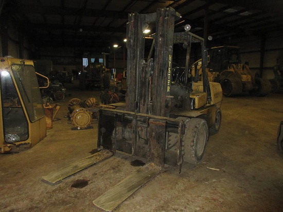 HYSTER H110XL 9,300 LB. CAP. FORKLIFT, 3-STAGE MAST, 197'' MAX. LOAD HT., DIESEL, 48'' FORKS, 5,
