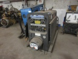 LINCOLN CLASSIC II PIPELINE ARC WELDER, CONTINENTAL GAS ENGINE, 3,931 HRS., WITH 230/115 V