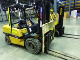 2004 YALE 11,000 LB. FORKLIFT, MODEL GLP110MJNGBE091, S/N E813V025063, 6,335 HOURS, PNEUMATIC TIRES