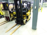 2015 YALE 6,000 LB. FORKLIFT, MODEL GLC060VXNLAE088, S/N B910V02110M, 9,972 HOURS, 4' FORKS, 3-STAGE