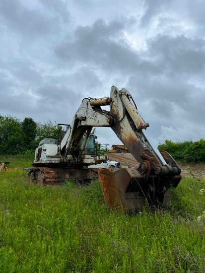 LIEBHERR 984 TRACK DRIVE EXCAVATOR, 75,959 HRS., MODEL R984CHD LITRONIC, PIN 738-9414, 87'' X 64''