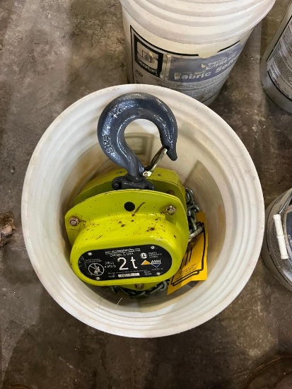 (NEW) AMH 2-ton manual chain hoist