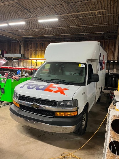 2019 Chevrolet Express 3500 Single Axel Box Van, VIN: 1HA0GRFG6KN000168, Gas Powered, 2-WD, 177,842