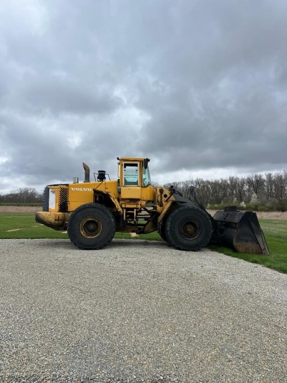 2001 Volvo L220E Wheel Loader, 20,000 Hours (Located at 411 E. Main St.,...Tipp City, OH 45371)