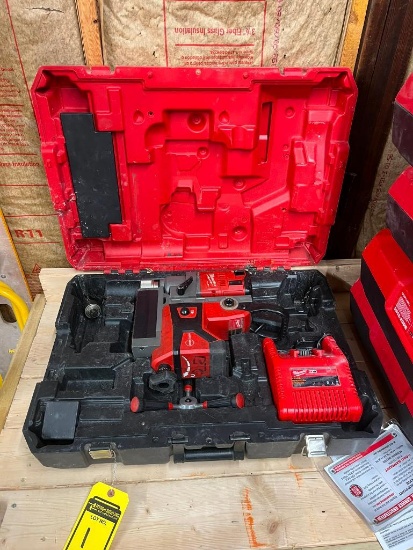 Milwaukee 1-1/2" Magnetic Drill, 18 V, w/ Charger, No Battery