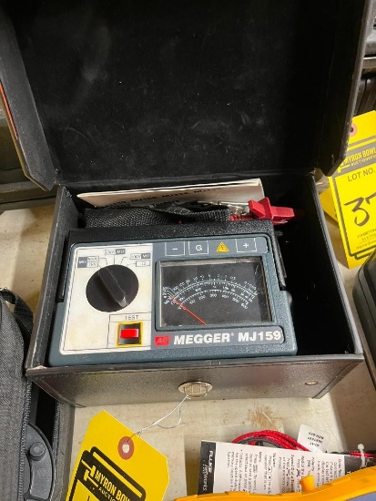 Megger MJ159 Insulation Tester
