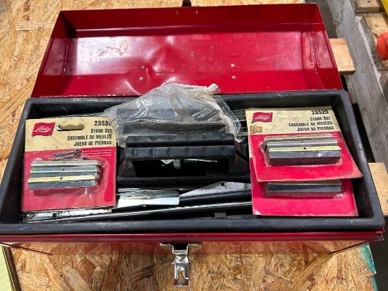 Assorted Hone Equipment