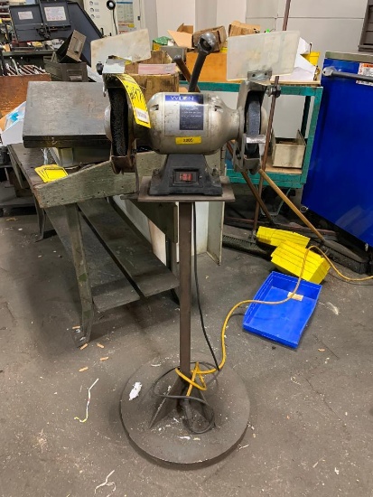 Wilton 8" Double-End Bench Grinder, 1-HP, 3450 RPM, 120V
