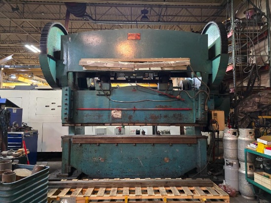 Chicago / Dreis & Krump 350-Ton Mechanical Press Brake, 12 Ft Bed & Ram, 3/8" x 10 Ft Between