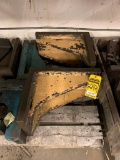 (2x) Angle Plates, 16