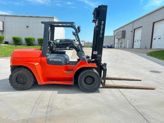 Toyota 15,500-LB Capacity Forklift, Model 7FDU70, S/N 60474, Diesel, Dual Drive Pneumatic Tires,