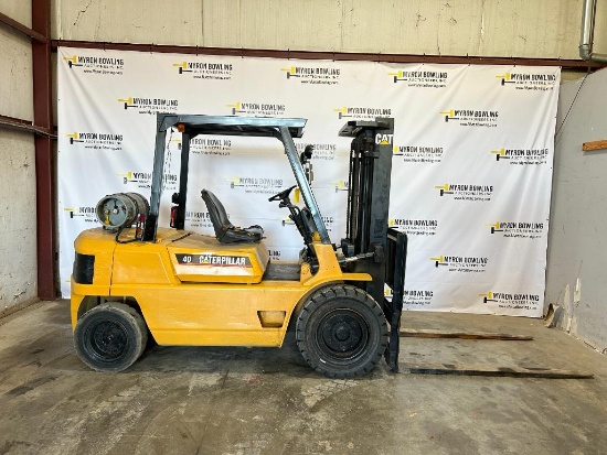 Caterpillar 8,000-LB. Capacity Forklift, Model GP40, S/N 1CM02009, LPG, (New) Front Solid Pneumatic