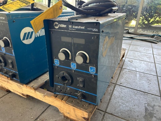 Miller XR-AlumaFeed Wire Feeder (Location: 2647 Morgan Ln., Hamilton, OH 45013) ($10 Loading fee
